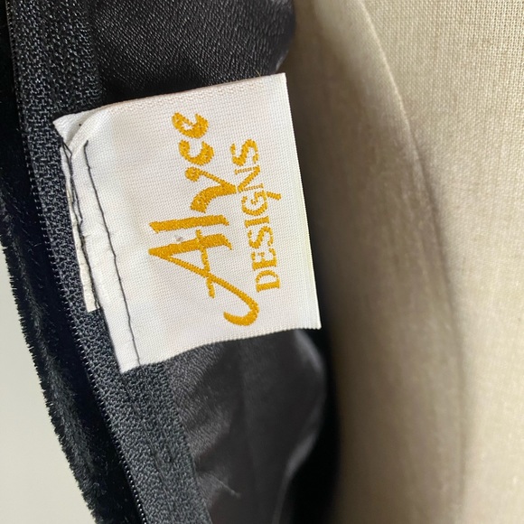 VINTAGE Black Velvet Gold Sequin Asymmetrical Long Sleeve Holiday Cocktail Dress - Picture 7 of 9